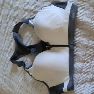 Victoria Secret Knockout High Impact Front-Close Sports Bra